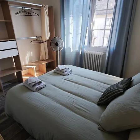 Maison Familiale Deco Vintage Jardin Parking Puy Dufou בית נופש