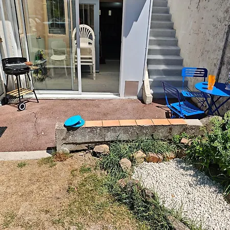Maison Familiale Deco Vintage Jardin Parking Puy Dufou בית נופש *